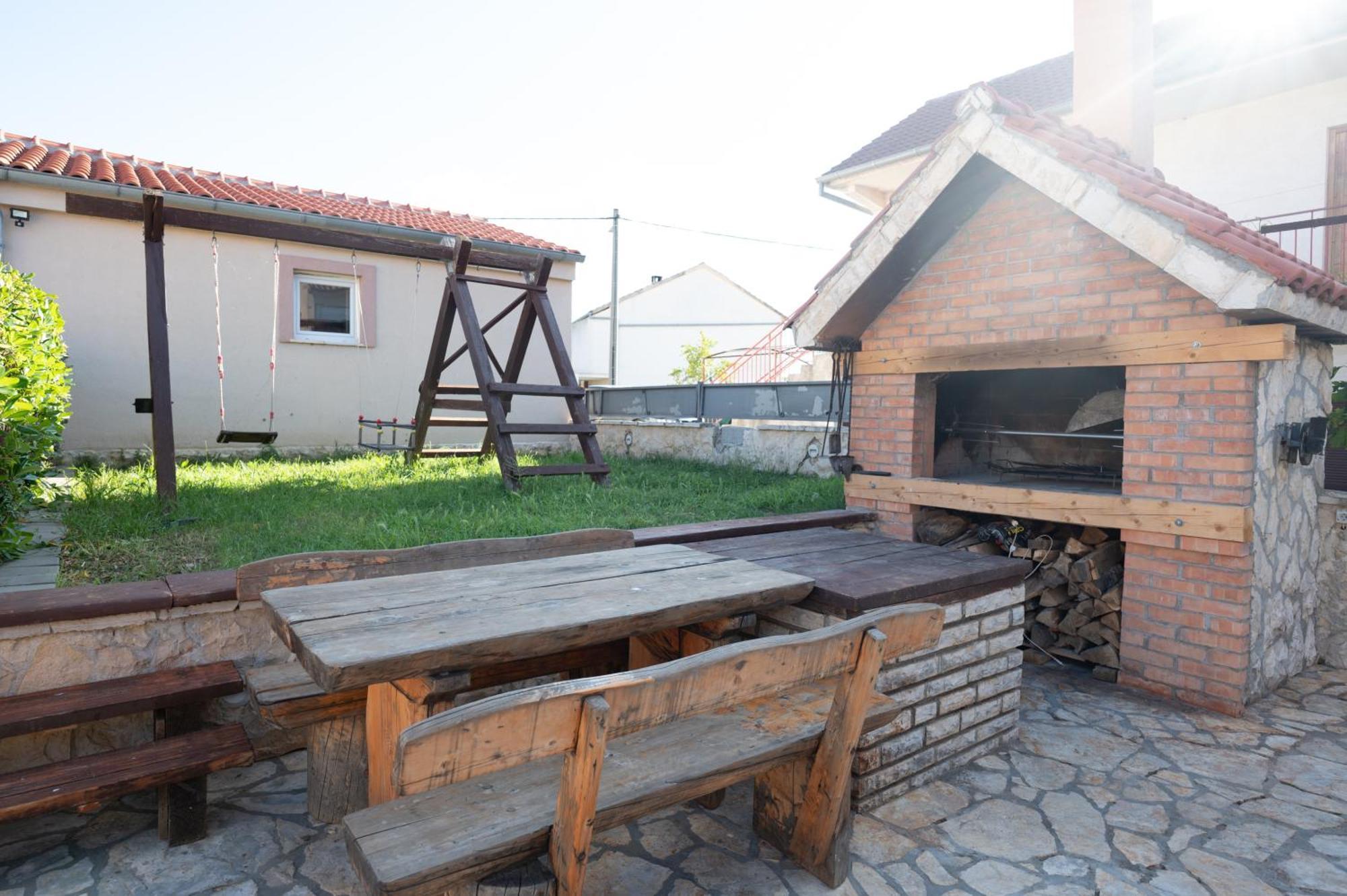Holiday Home Luka Pridraga Exterior photo